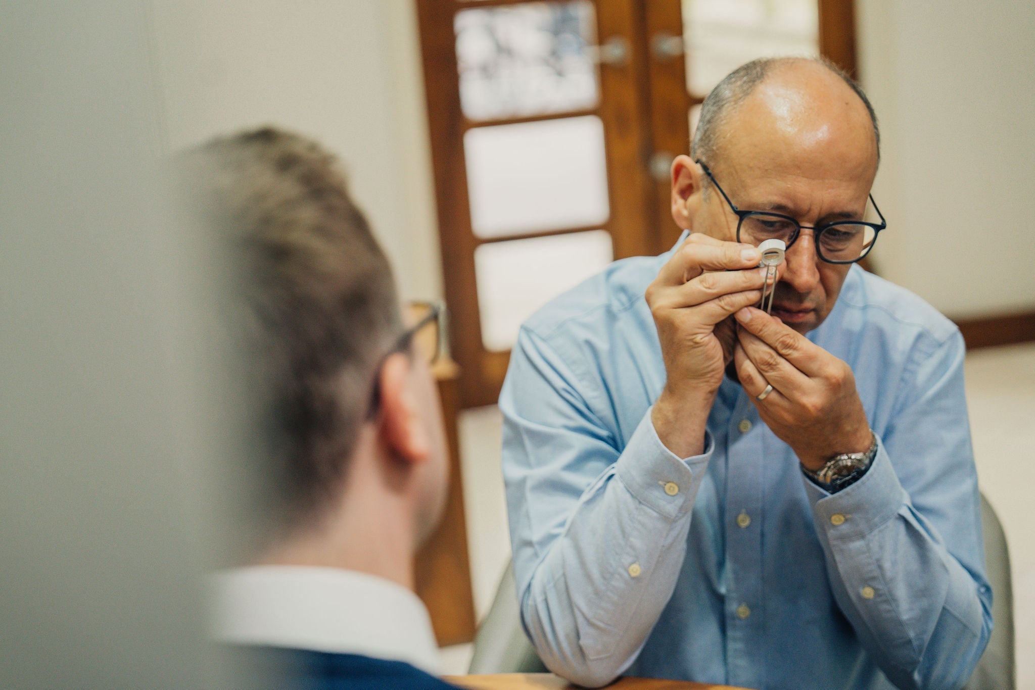 Diamond Fluorescence Explained: Is It Something To Be Concerned About?