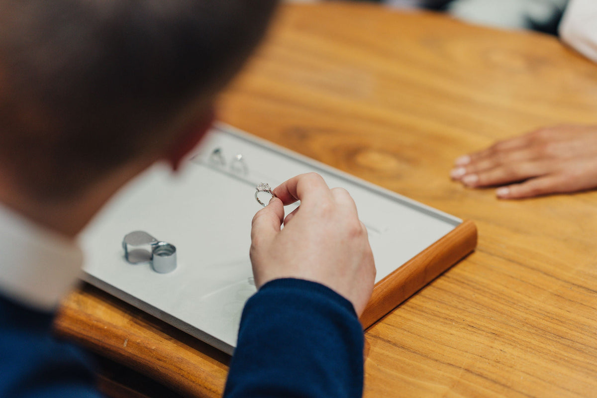 Should You Propose With a Placeholder Ring? Temporary Engagement Rings Explained